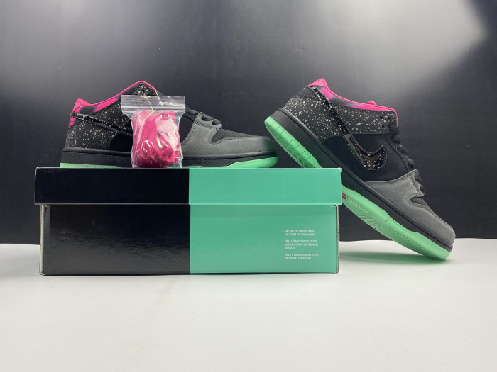 NIKE DUNK SB LOW PREMIER "NORTHERN LIGHTS"724183-063