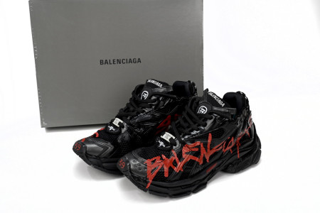 BALCIA Runner Black And Red Characters Balenciaga