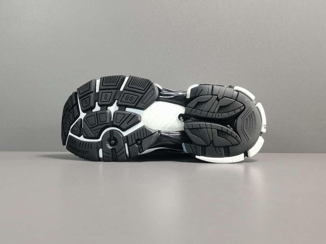 BALENCIAGA Runner SNEAKER