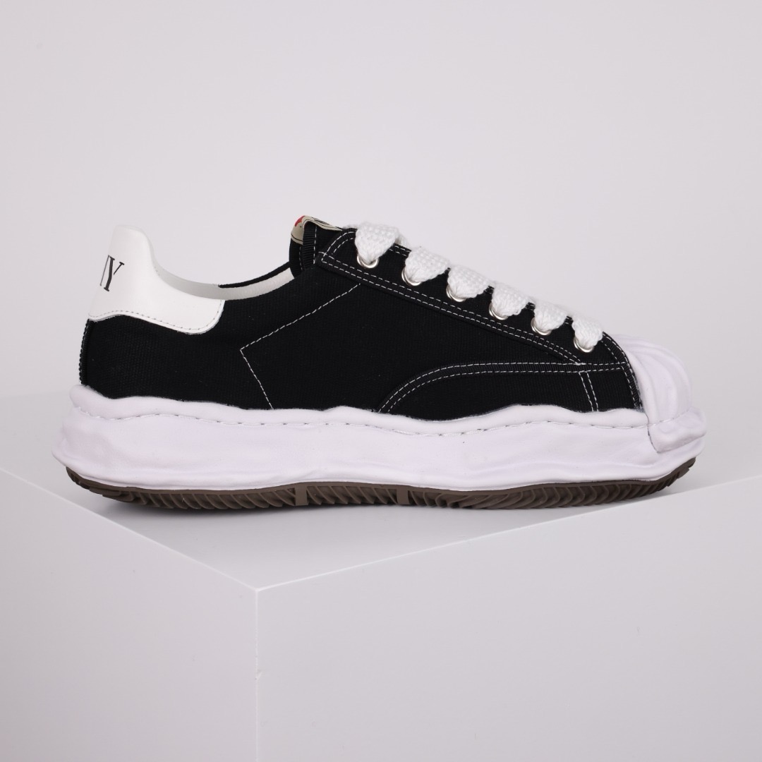 MAISON MIHARA YASUHIRO MMY Sneaker