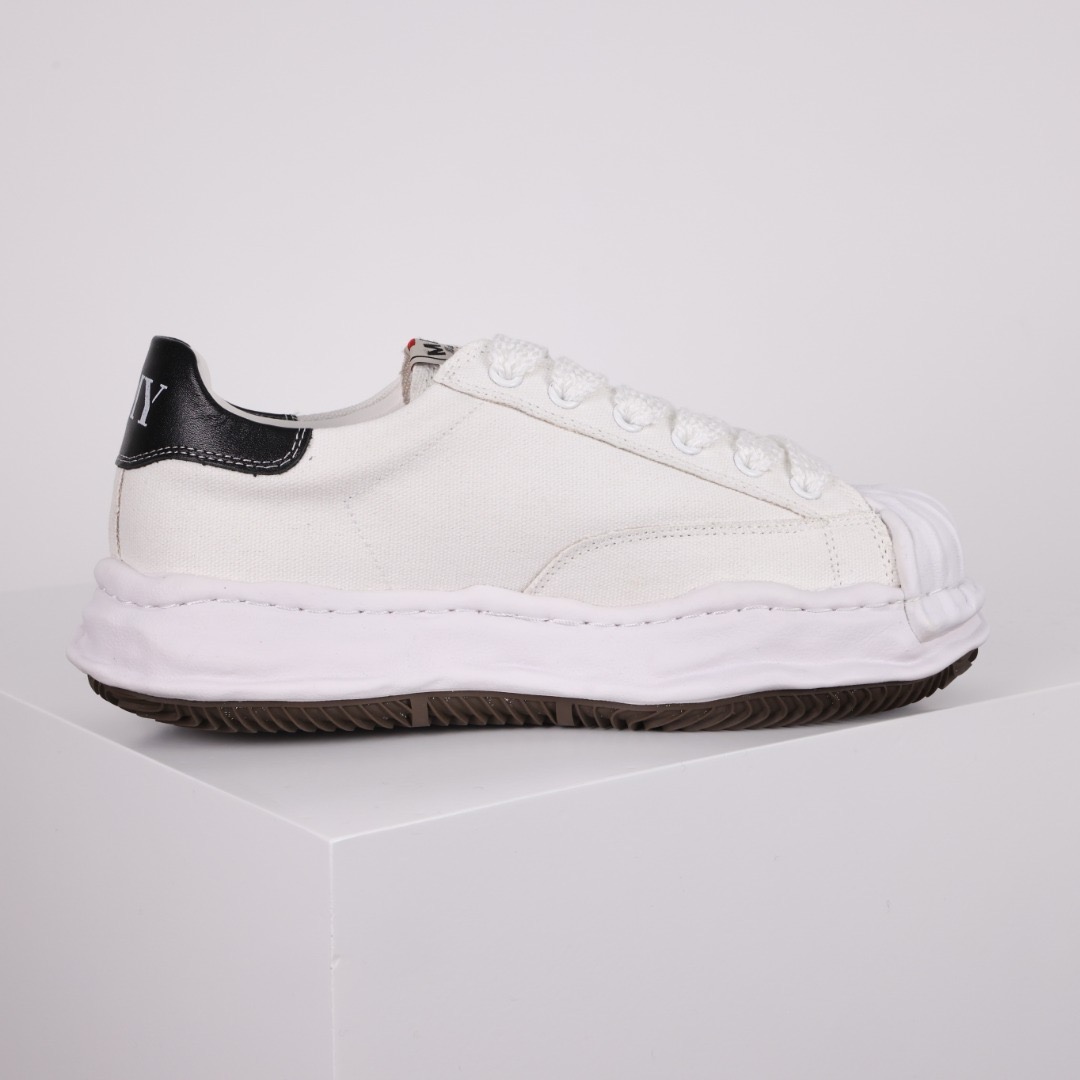 MAISON MIHARA YASUHIRO MMY Sneaker