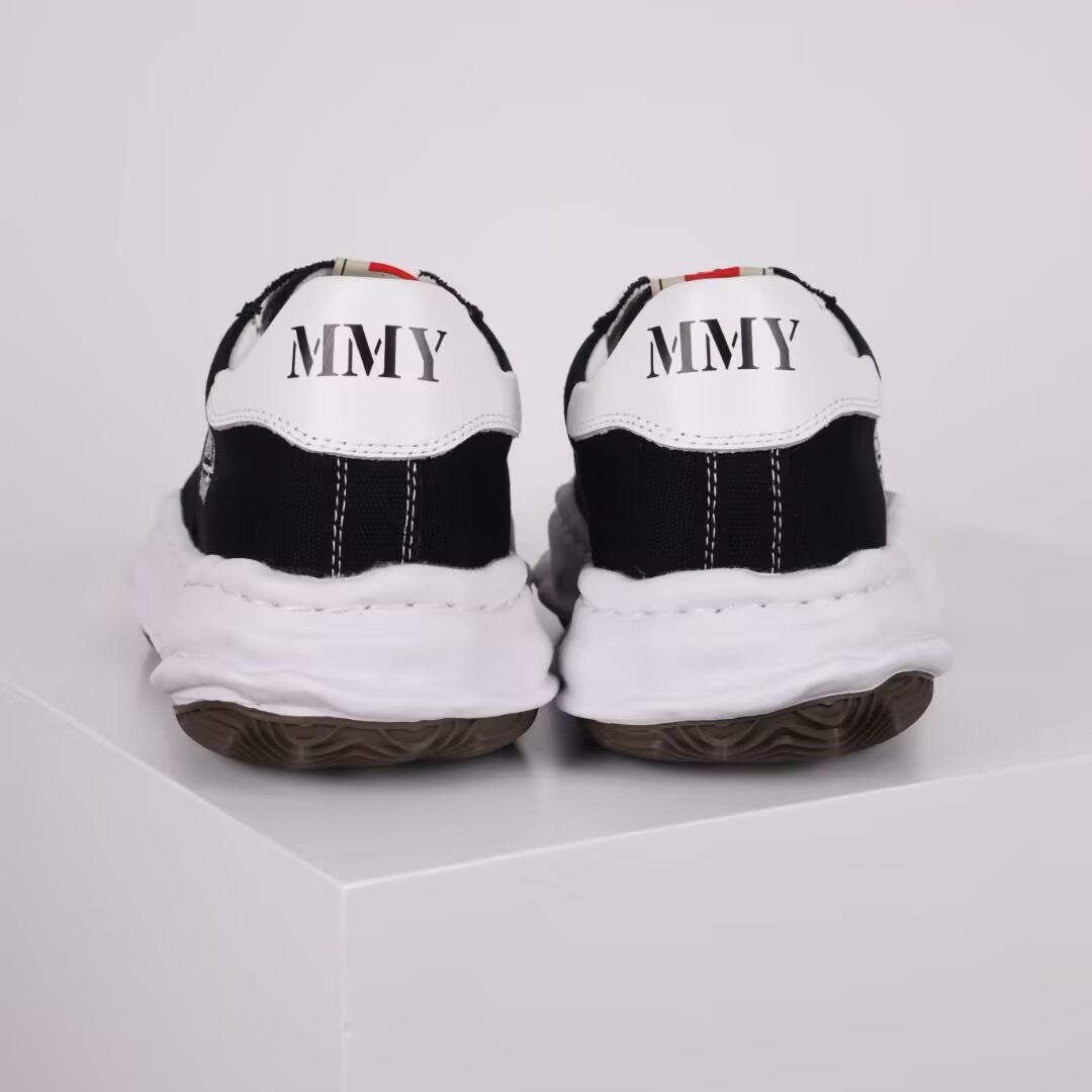 MAISON MIHARA YASUHIRO MMY Sneaker