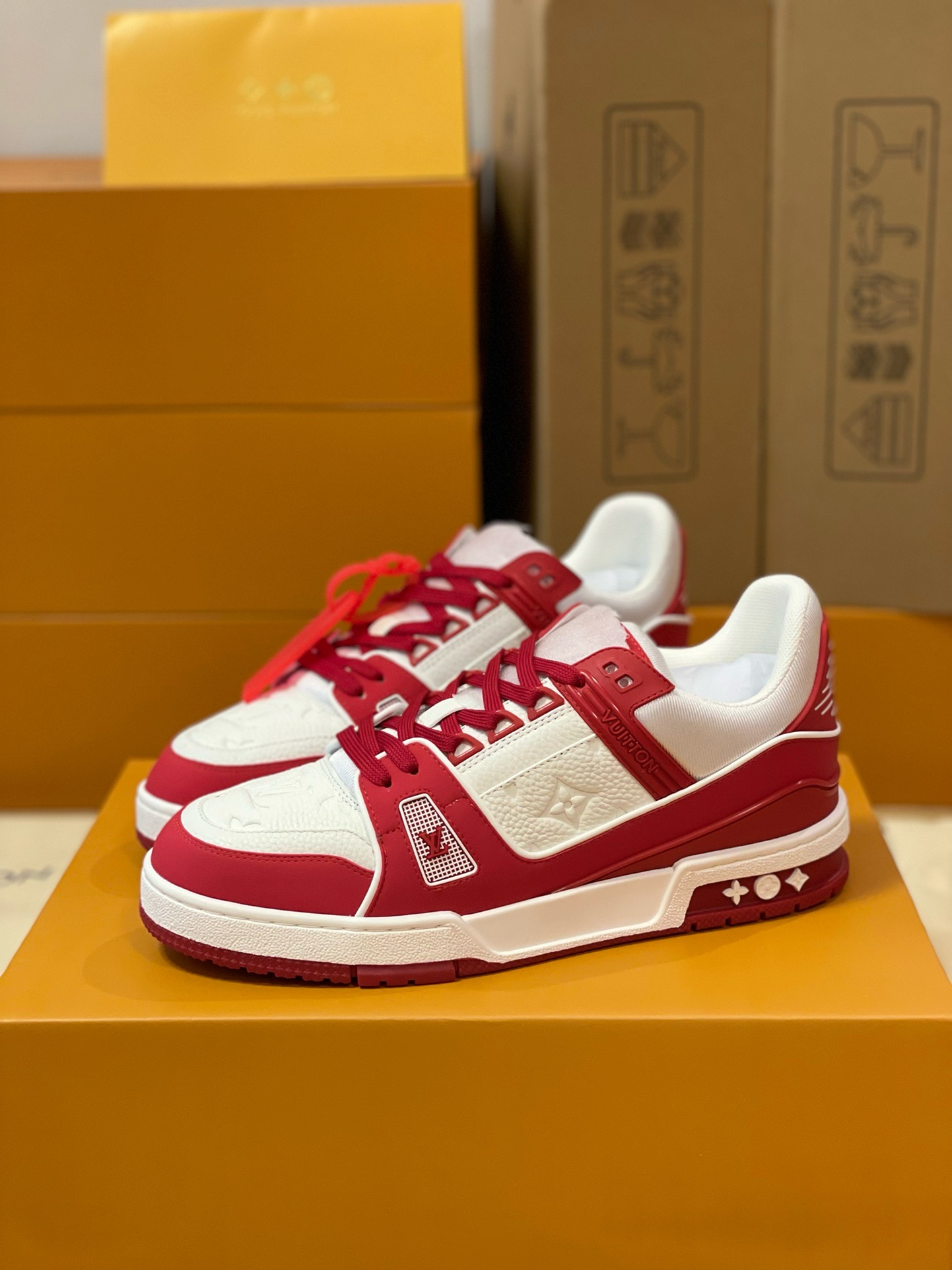 Loui Vuitto TRAINER SNEAKER